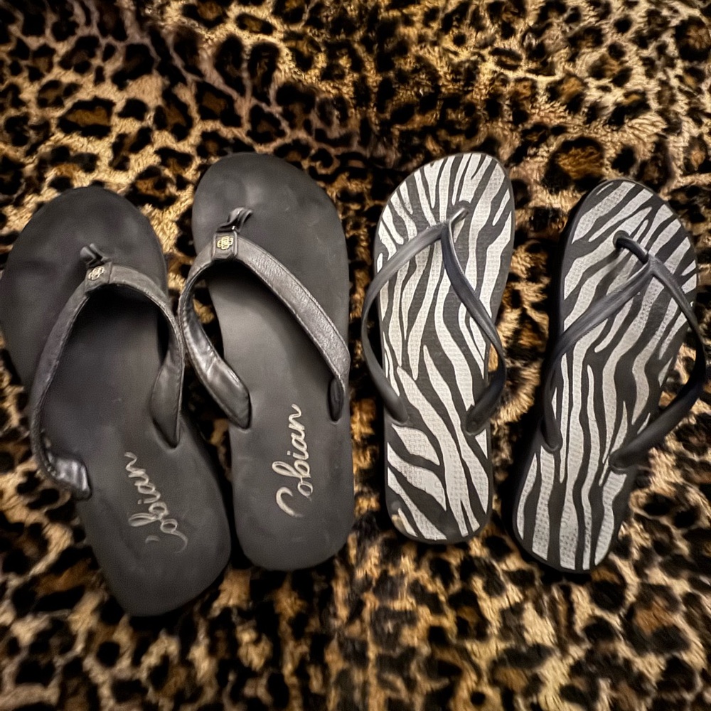 Cobian Black and Zebra Print Women's Flip flops size 9